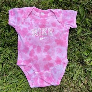 Custom baby onesies !
